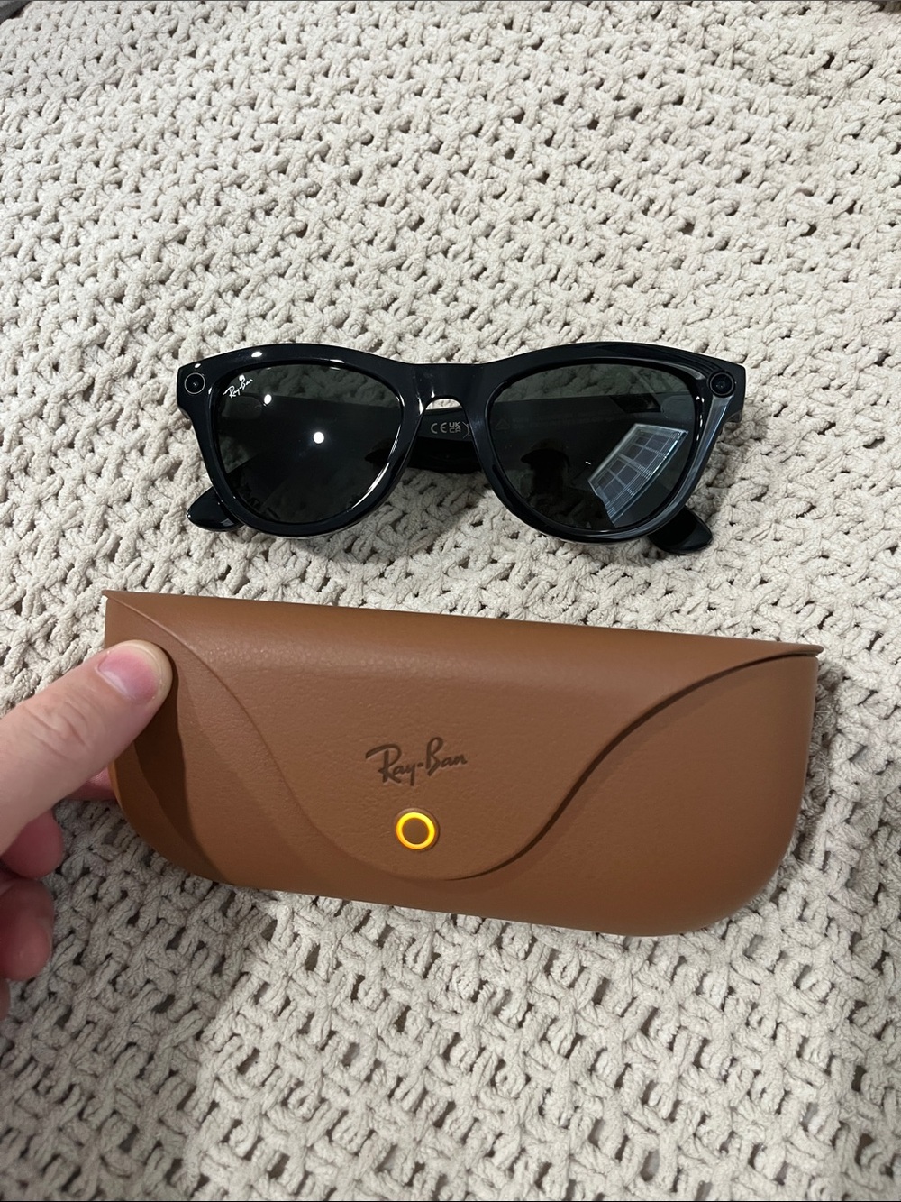 Ray-Ban Black Skylar Meta sunglasses